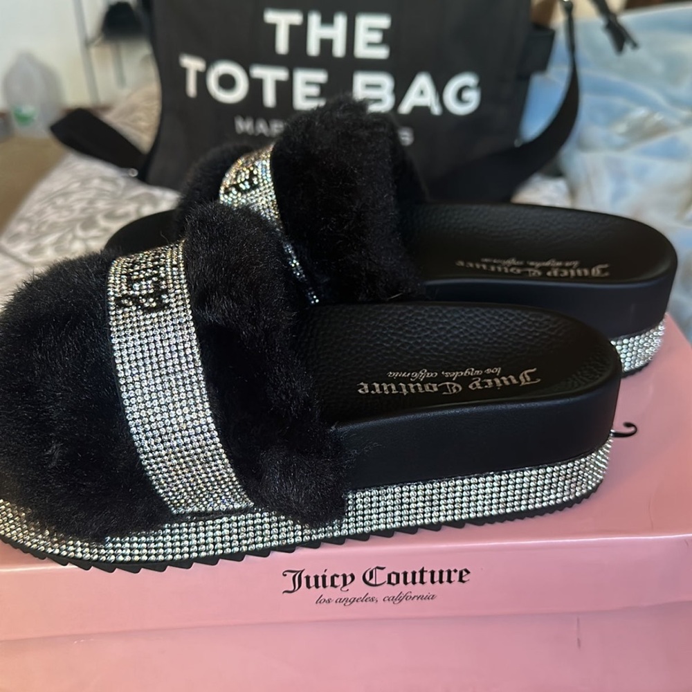 juicy couture slides